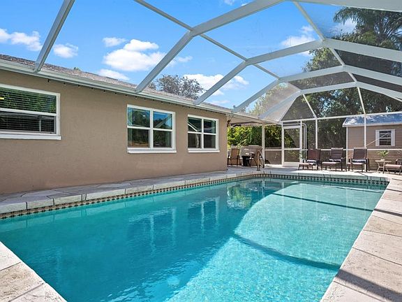 2nd image of 874 Acadia Rd