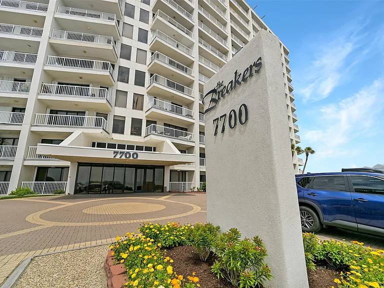 7700 Seawall Blvd #512 — Photo 8