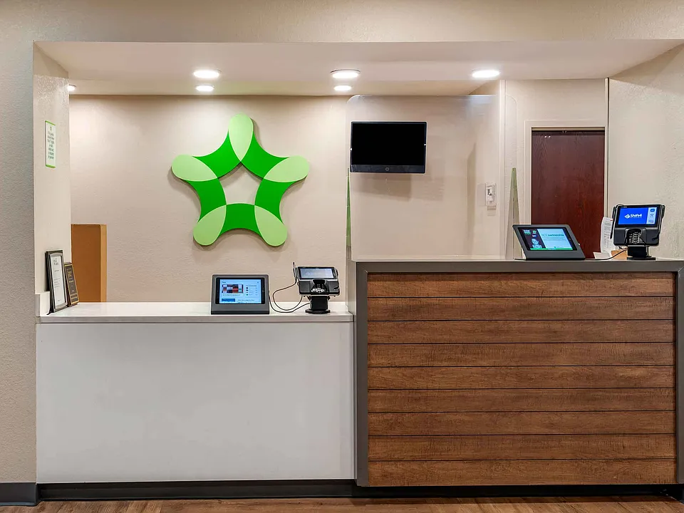 Lobby and Guest Check-in