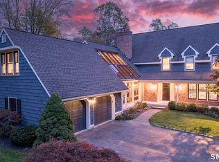 35 Davenport Farm Lane East, Stamford, CT 06903