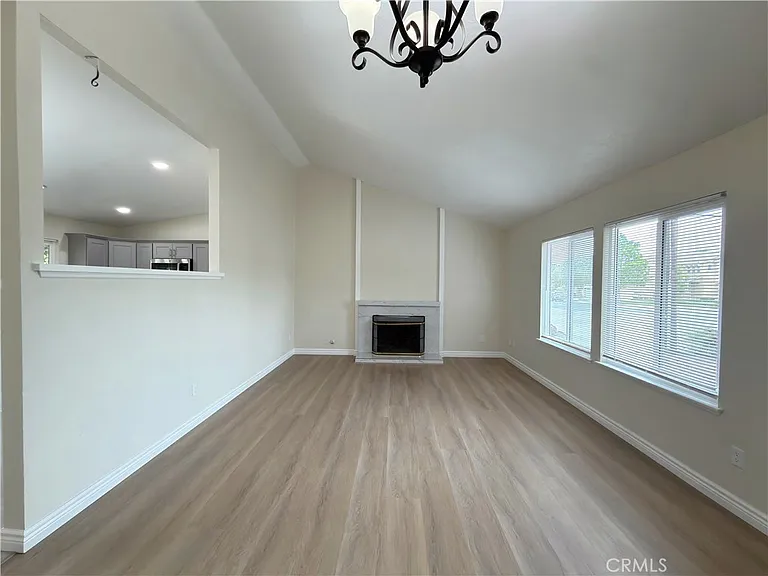 7689 Cornel Ct — Photo 6