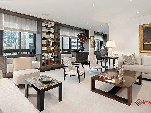 4th image of 350 E 72nd St APT 14AB