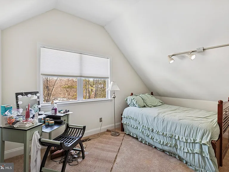 207 Delmar St #2 — Photo 10