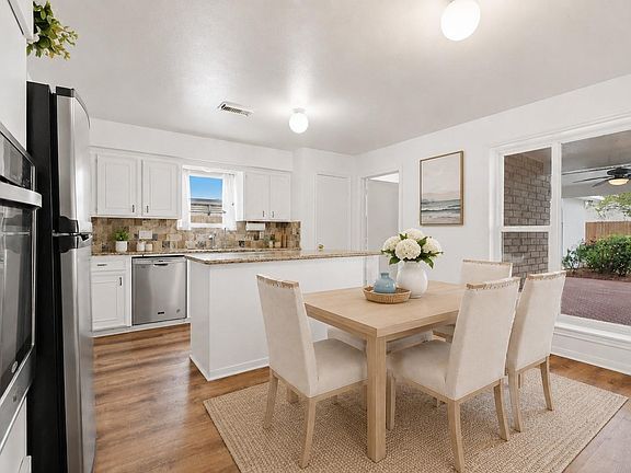 5th image of 15319 Seahorse Dr