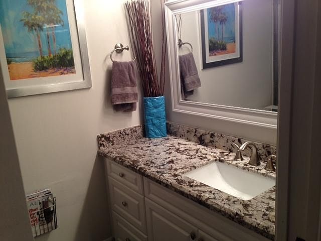 2nd image of 821 Kokomo Key Ln #0