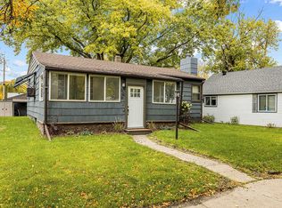 902 26th St N, Fargo, ND 58102