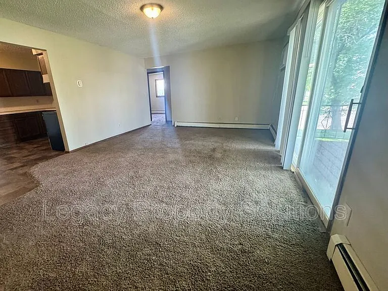 305 E East Ave #1 — Photo 4