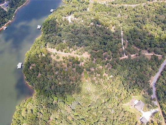 4th image of Coose Hollow Ln