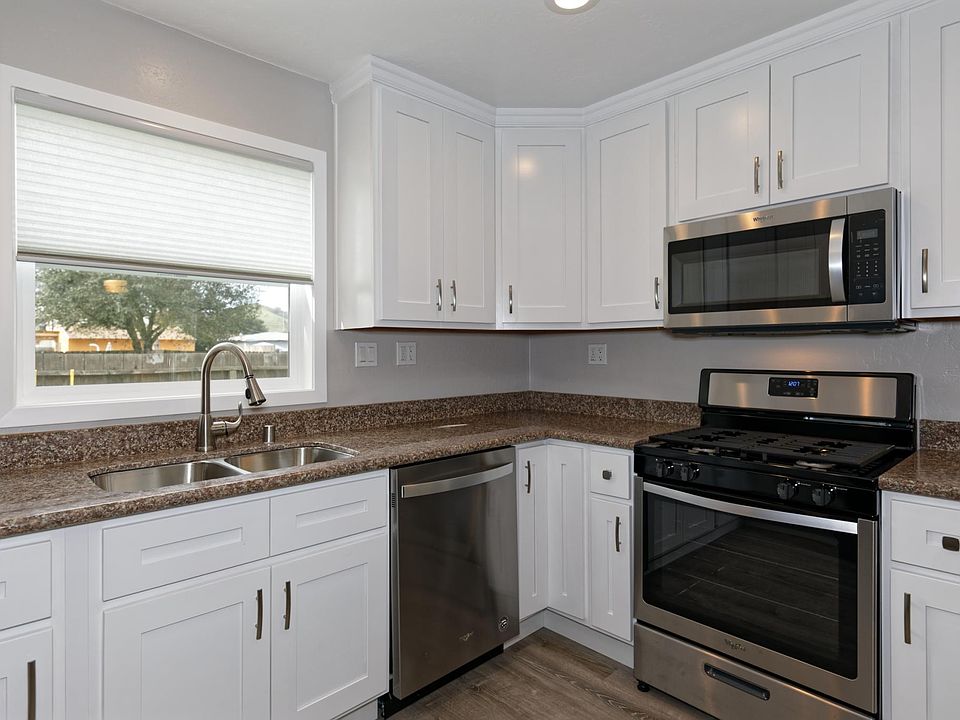 1st image of 145 Tennant Ave