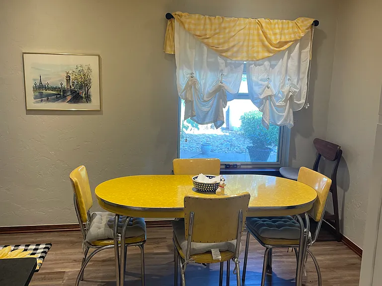3932 Tamarisk Dr — Photo 8