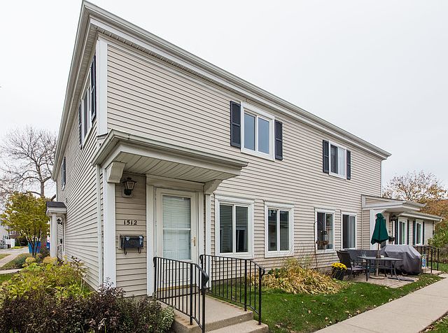 1st image of 1512 Cove Dr #241C