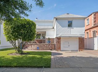 151-41 24th Rd, Flushing, NY 11357