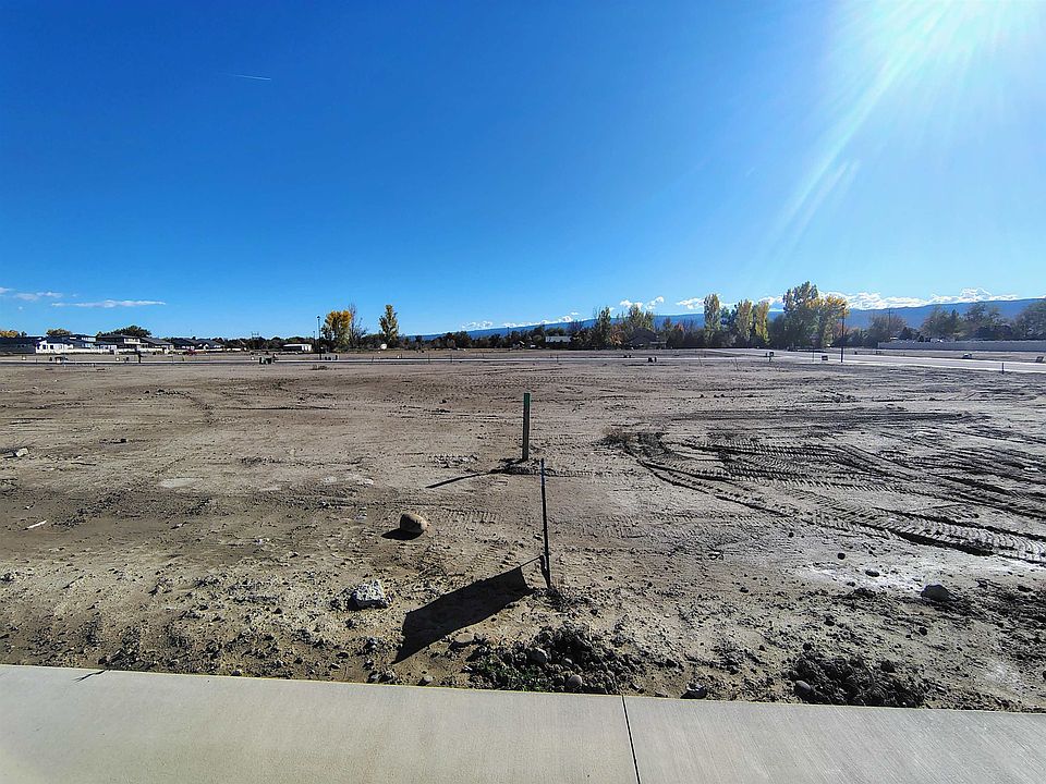 1st image of 716 Glory View Dr