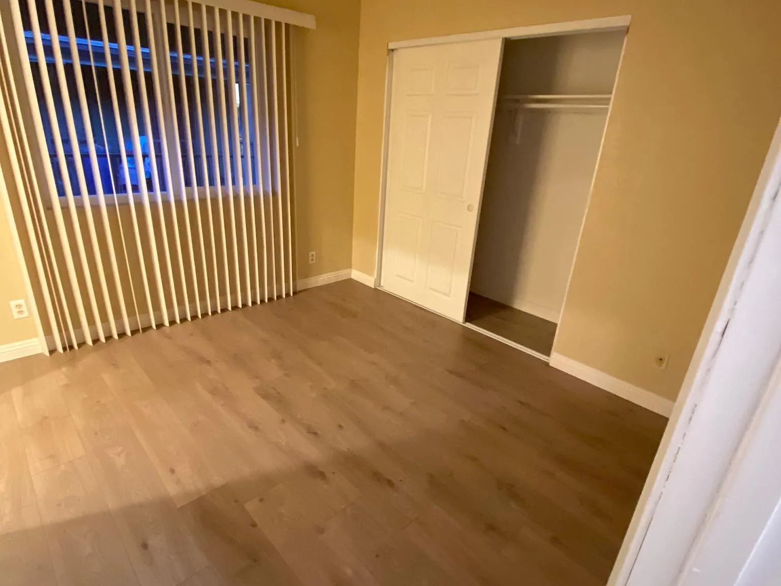 2 bed, 750 sqft, $2,100 — Photo 4