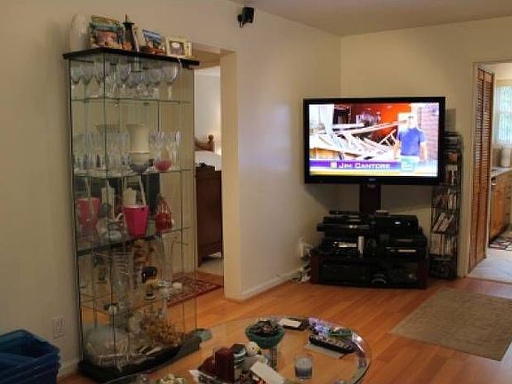 Living Rm TV