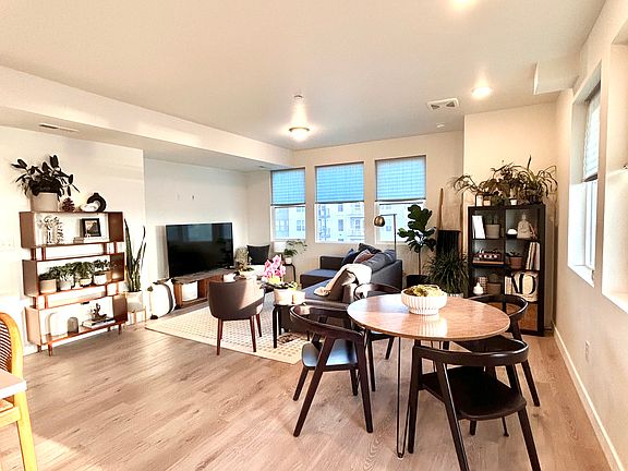 4th image of 5208 W Black Twig Dr #202