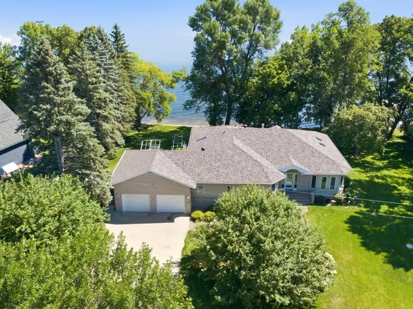 19401 428th Ave, Frazee, MN 56544