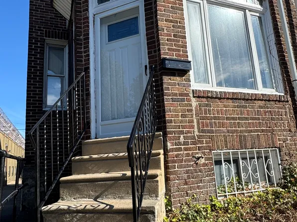 1717 S Edgewood St, Philadelphia, PA 19142