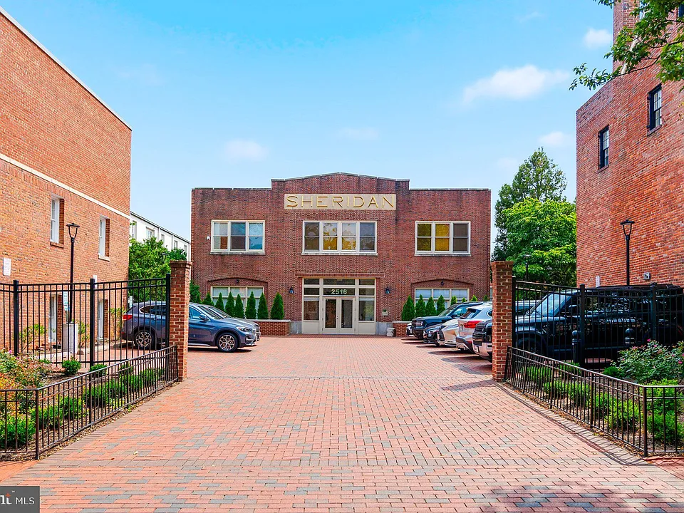 2516 Q St NW #209