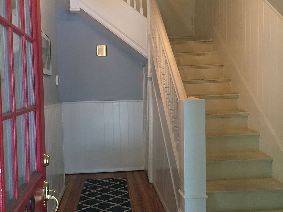 Entry way