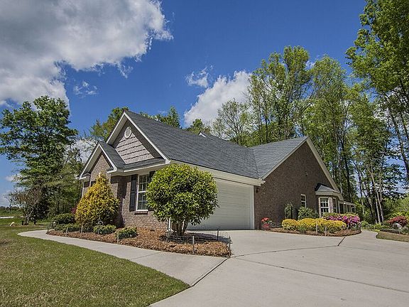 5th image of 119 Harmony Farms Dr