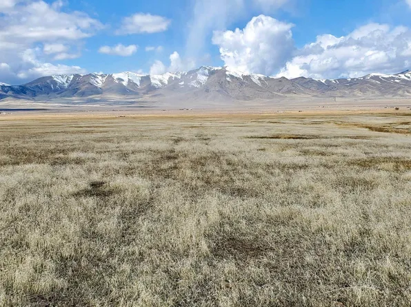 8 Mason Rd, Winnemucca, NV 89445