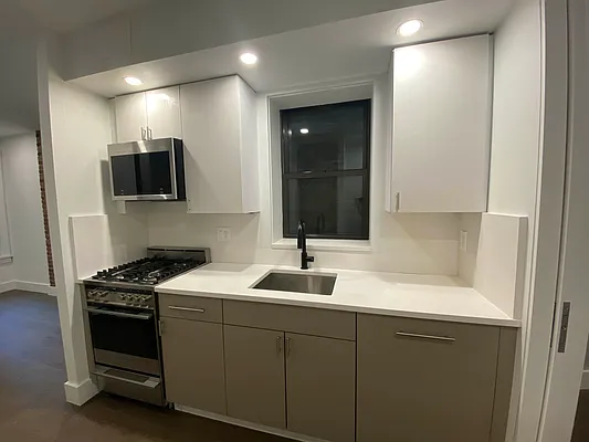 Rented by Besen Partners, LLC | media 3