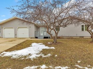 507 Eastern Ct, Saint Joseph, MN 56374