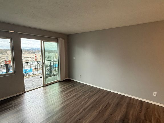 2nd image of 320 S Lane St APT 11