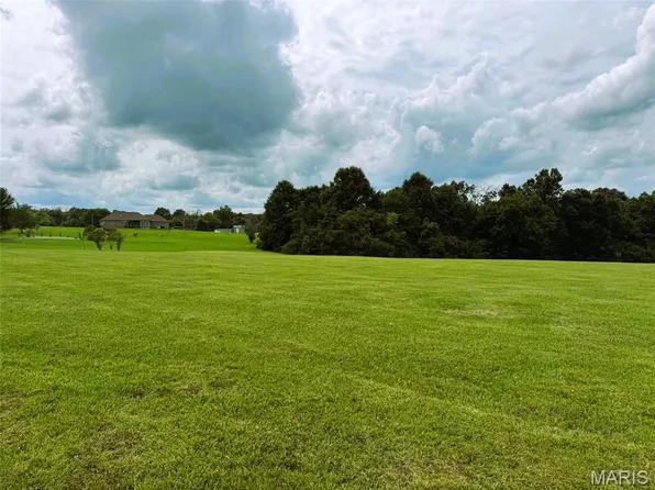 105 Andrea Ct, Foristell, MO 63348