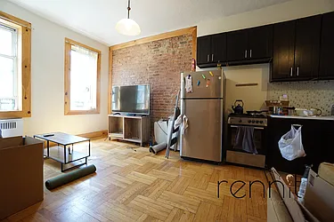 Rented by Rennit Inc.