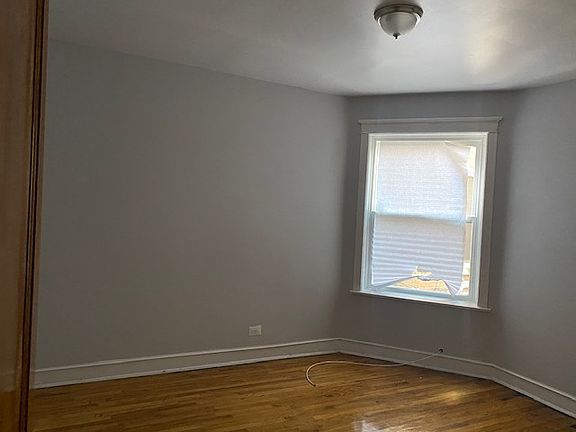 3rd image of 6528 S Greenwood Ave #3
