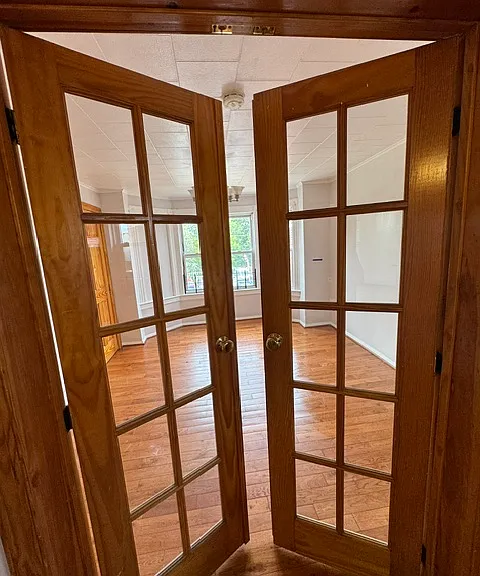 330 River Dr #2 — Photo 8