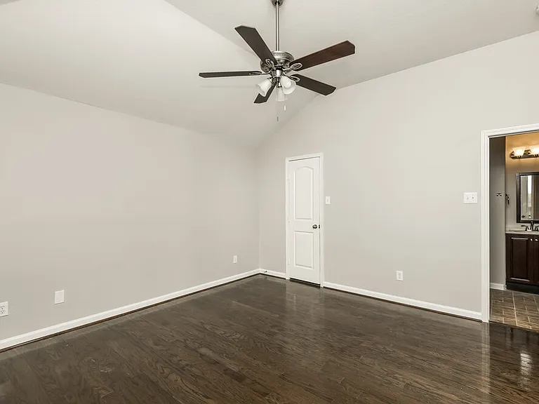 3426 Owl Crossing Ln — Photo 10