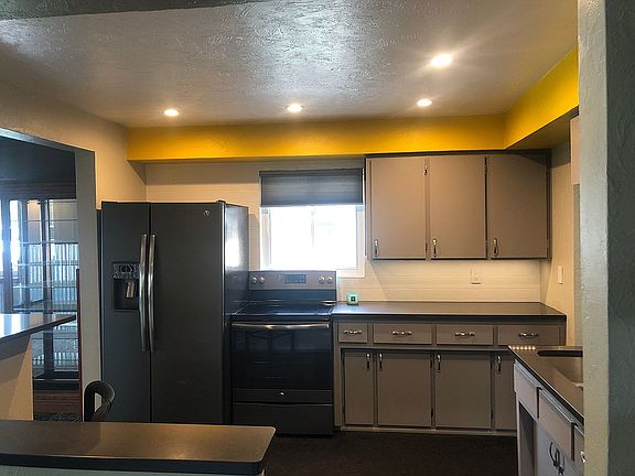 Updated kitchen new applces