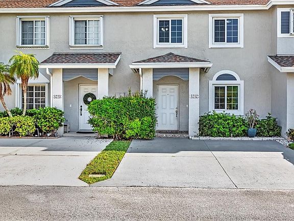 3rd image of 4717 SW 13th Place #4717