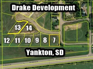 Drake Cir, Yankton, SD 57078