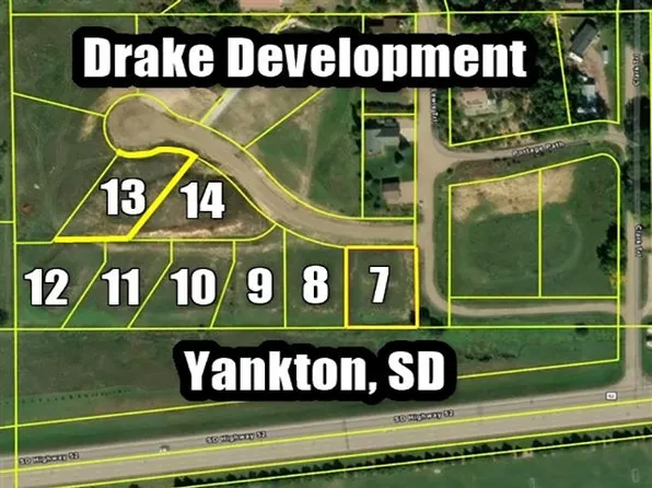 Drake Cir, Yankton, SD 57078