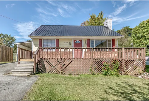1609 E Fairview Ave Photo 1