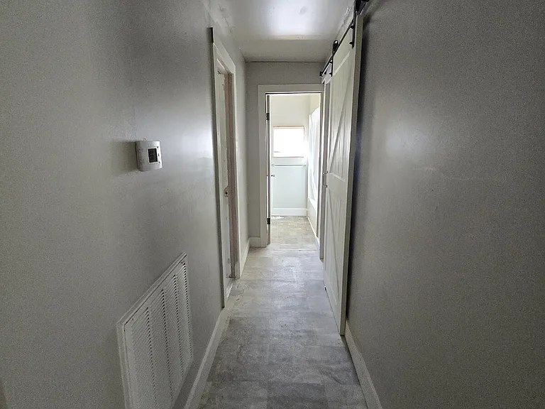 111 Owens Rd — Photo 11