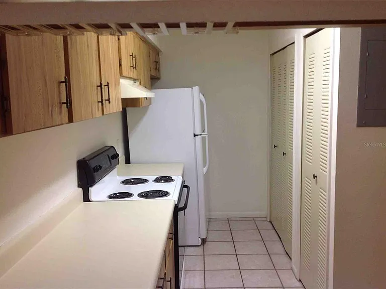 905 Northlake Dr #905 — Photo 9
