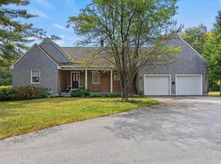 709 Cape Rd, Standish, ME 04084