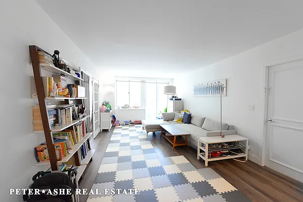 Rented by Peter Ashe | media 54