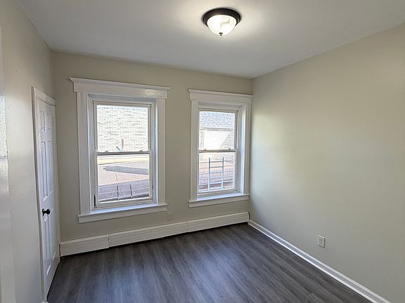3rd image of 161 S 10th St #4R