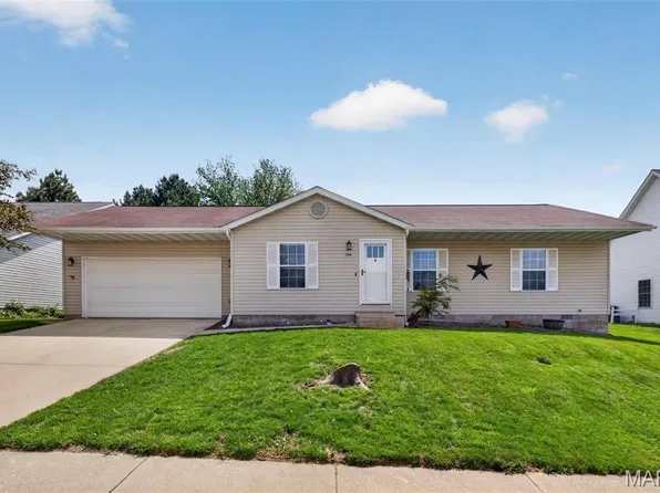 104 E Hunters Rdg, Valmeyer, IL 62295