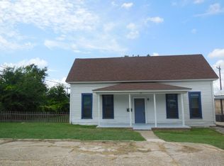 211 N 8th St, Gatesville, TX 76528