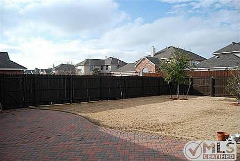 2nd image of 4121 Greenfield Dr