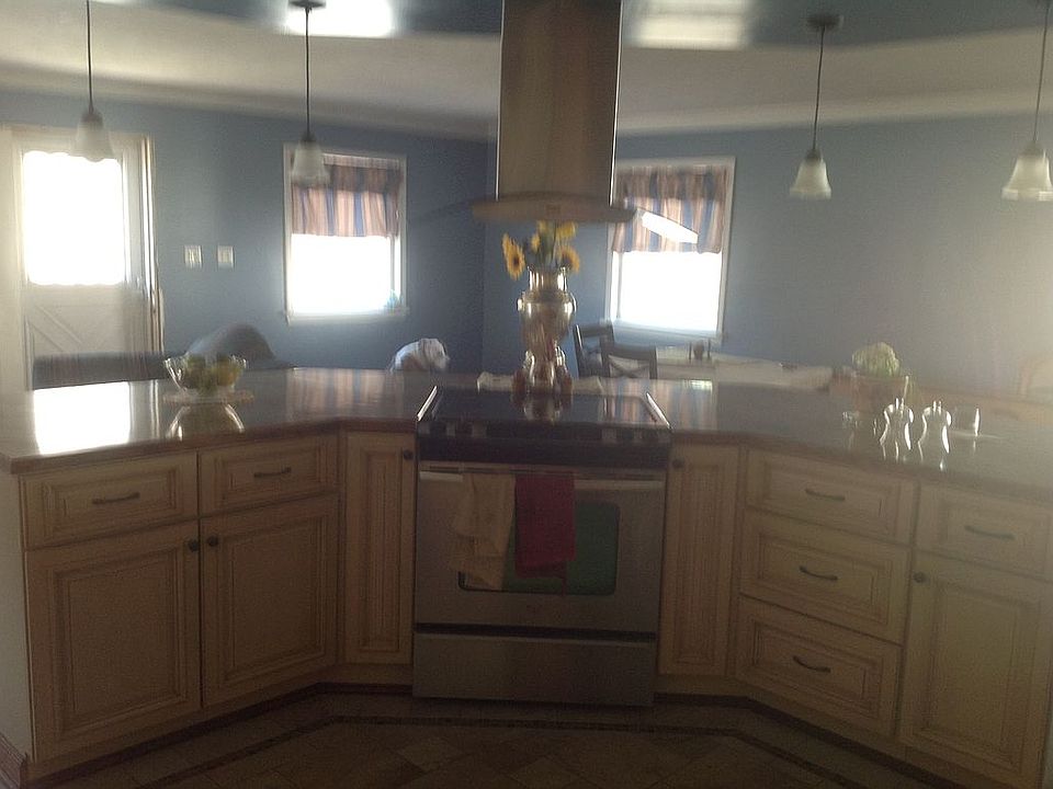 Kitchen island