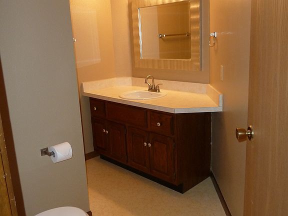 Master bath with shower