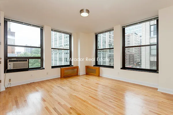 Rented by Mirador Real Estate | media 19